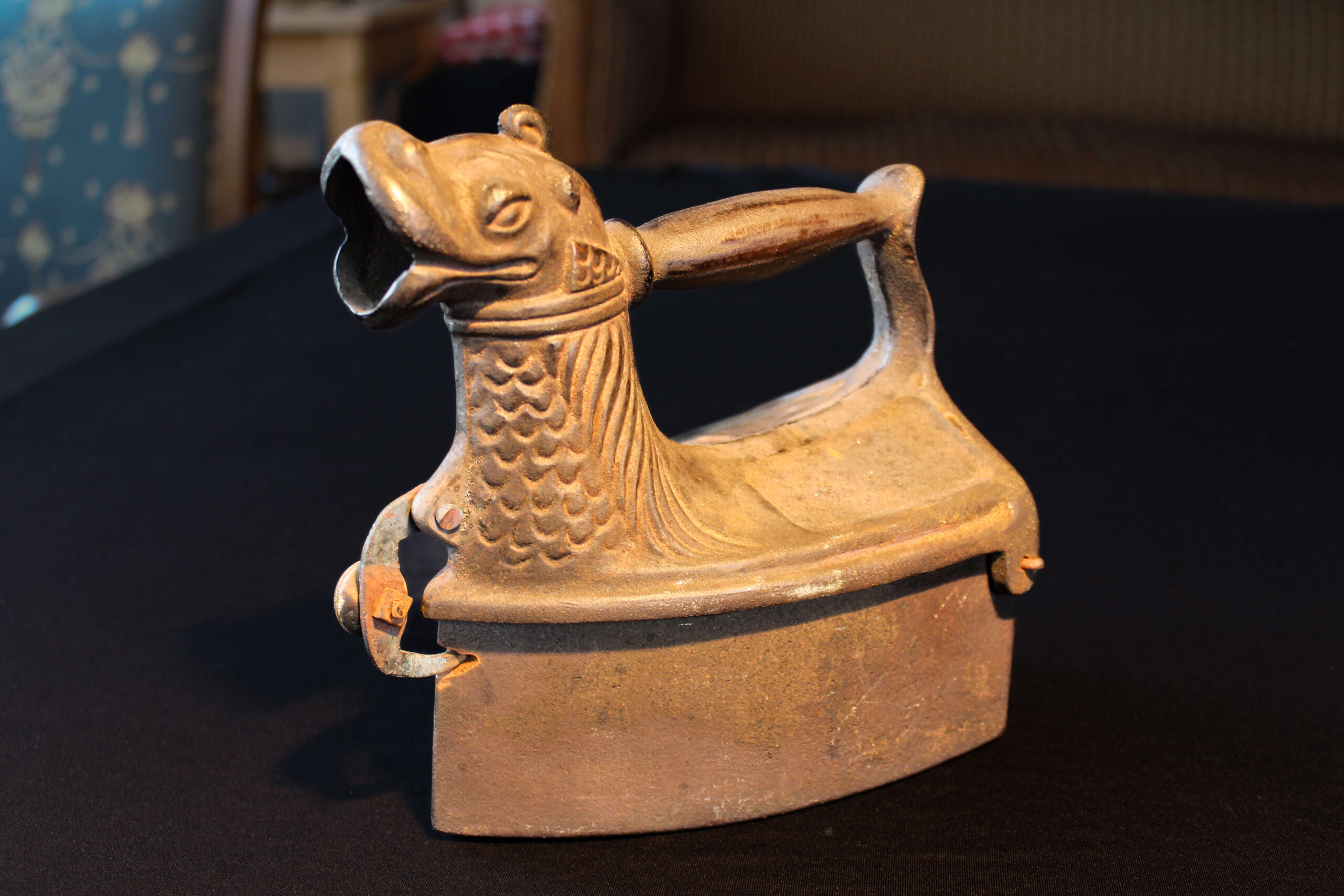 İran döküm Ütü İran döküm Ütü