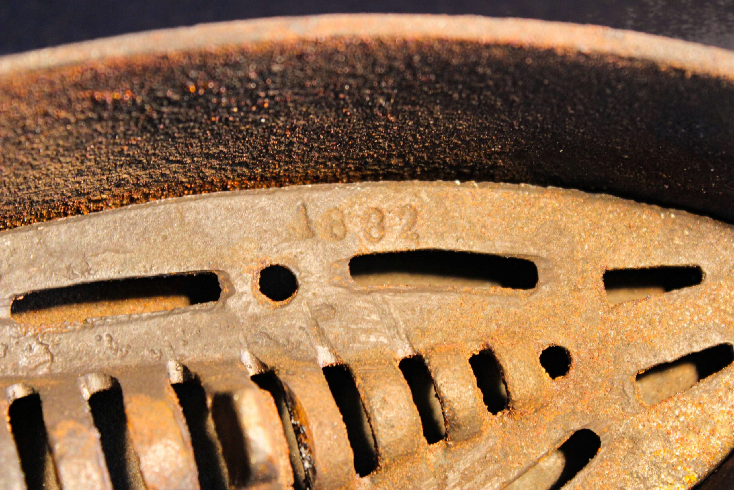 İran döküm Ütü İran döküm Ütü