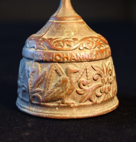 İşlemeli el zili İşlemeli el zili